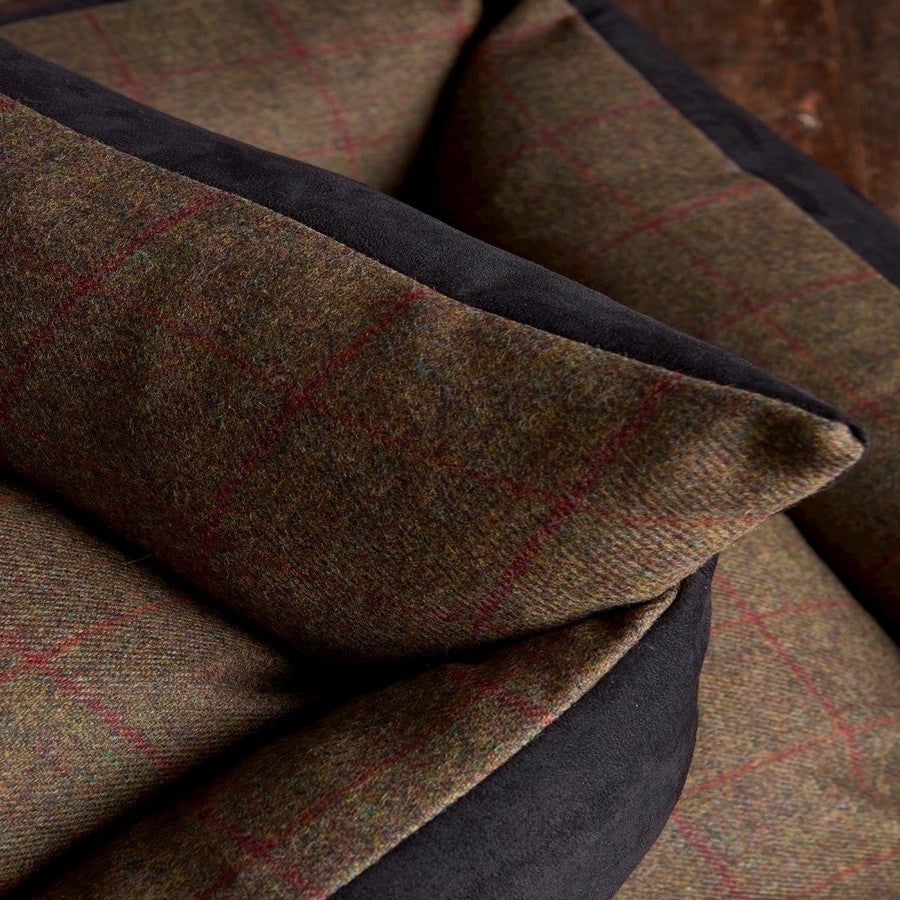 Bronte Glen Tweed Wool Dog Bed - Olive - Fernie's Choice Classic Country Wear for Dogs
