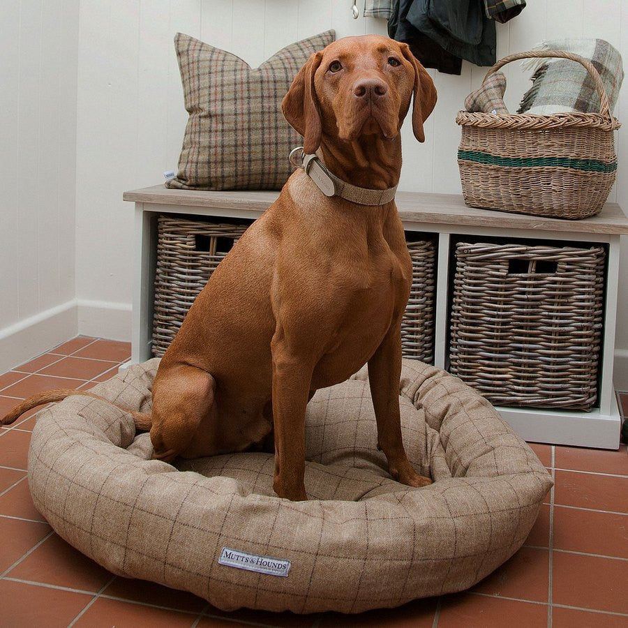 Oatmeal Check Tweed Donut Bed - Fernie's Choice Classic Country Wear for Dogs